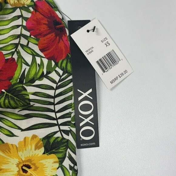 NWT xoxo Tropical Floral Print Linen Shorts w Red Tassel Fringe XS - Picture 4 of 9